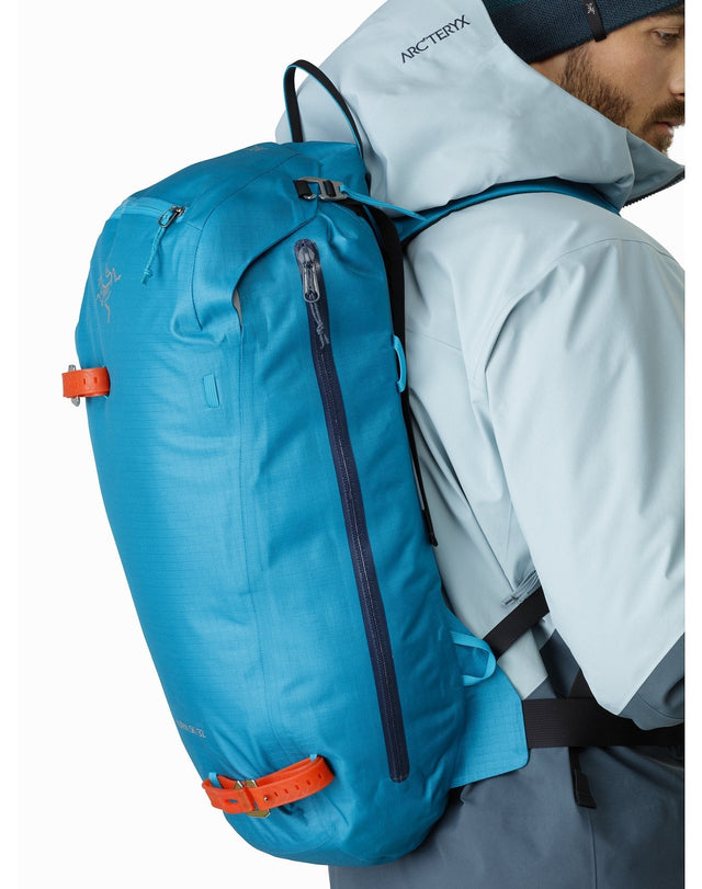 Alpha SK 32 Backpack