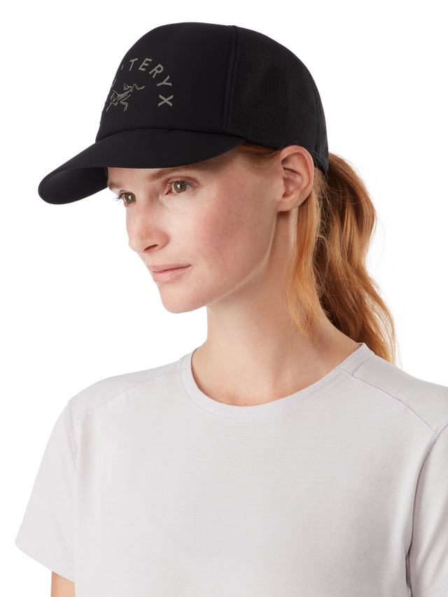 Arch'teryx Trucker Curved